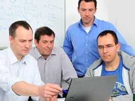 Software Engineer im Bereich Crash-Analyse (m/w/d) Software Engineer im Bereich Crash-Analyse (m/w/d)
